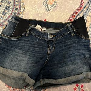 Liz Lange maternity shorts size small